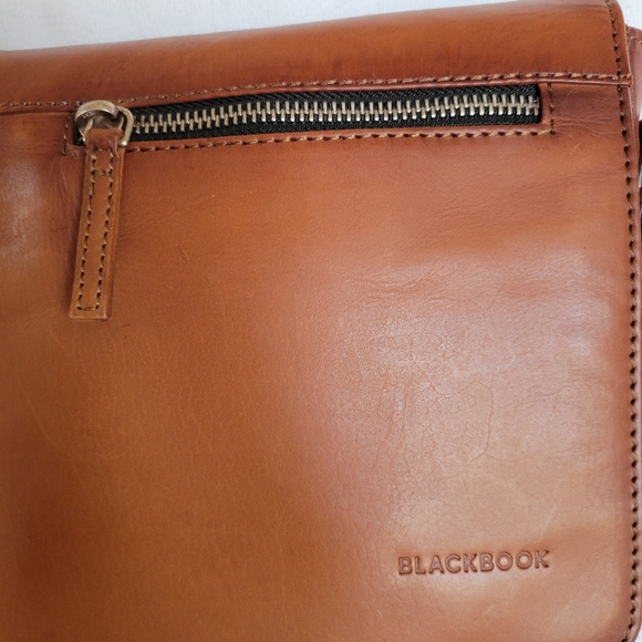 Blackbook Cognac Leather Tablet bag - Picture 6 of 11